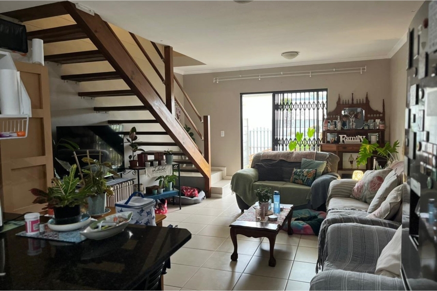 To Let 2 Bedroom Property for Rent in Brackenfell South Western Cape